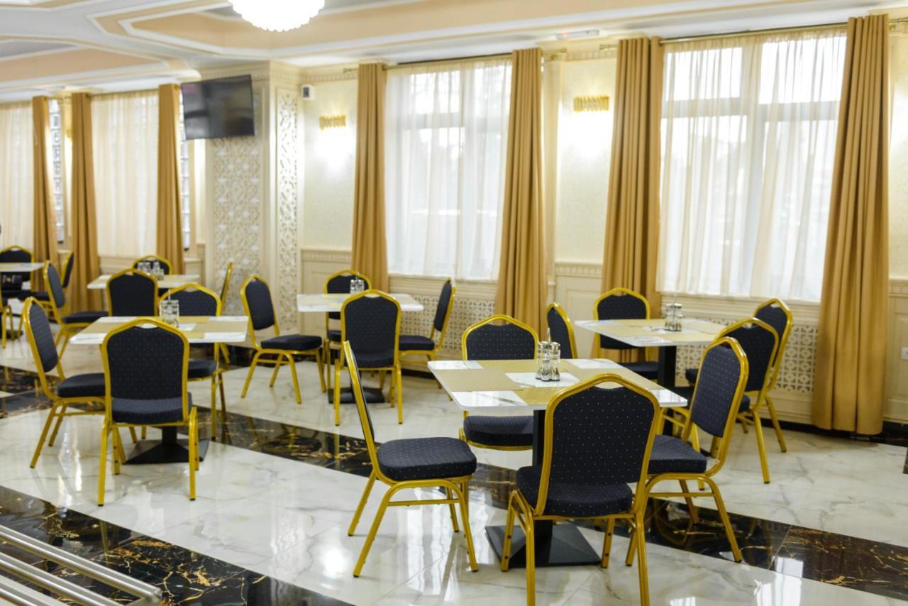 Hotel Little Orient Brăila Exteriér fotografie
