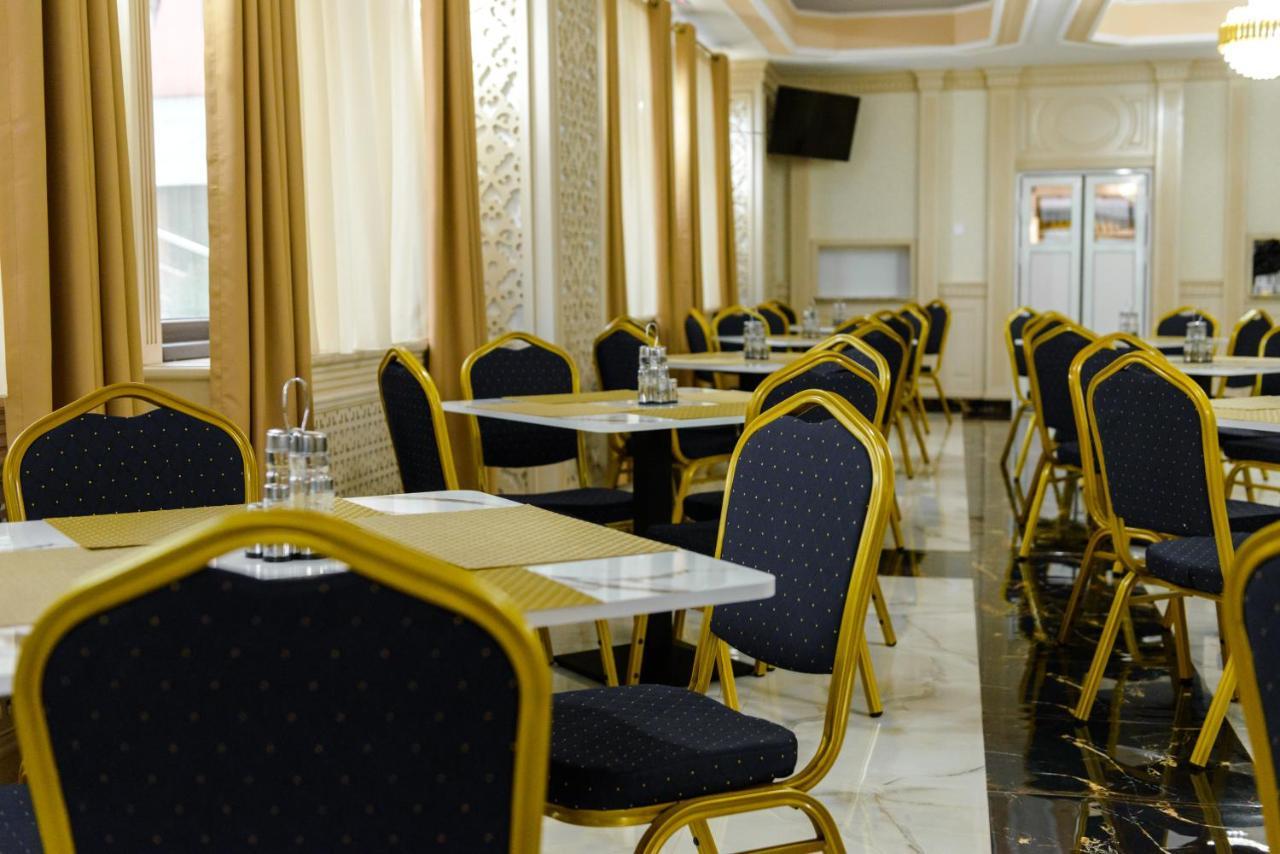Hotel Little Orient Brăila Exteriér fotografie