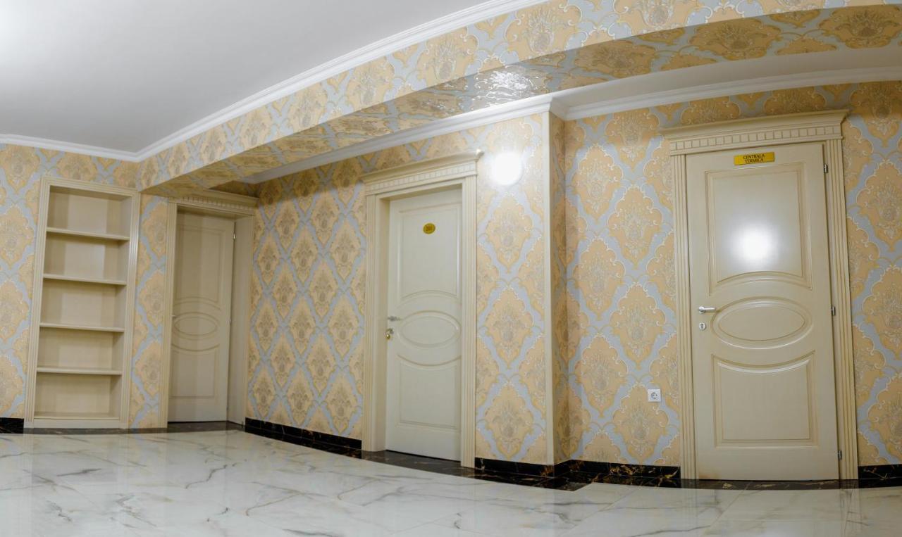 Hotel Little Orient Brăila Exteriér fotografie