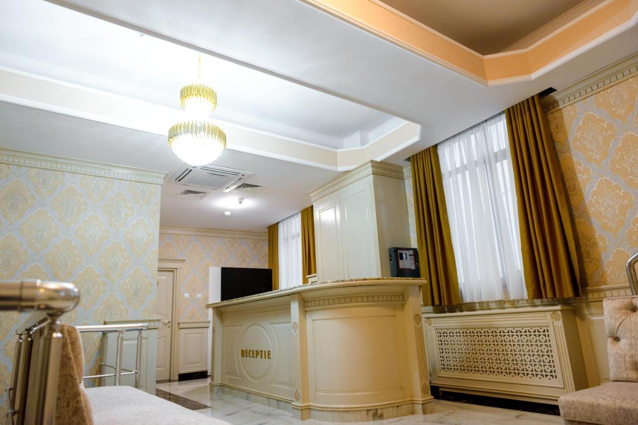 Hotel Little Orient Brăila Exteriér fotografie